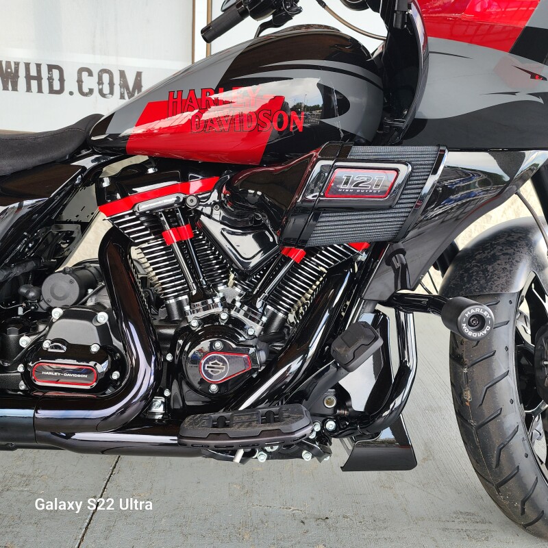 FLTRXSTSE 2025 CVO Road Glide ST - Photo 7