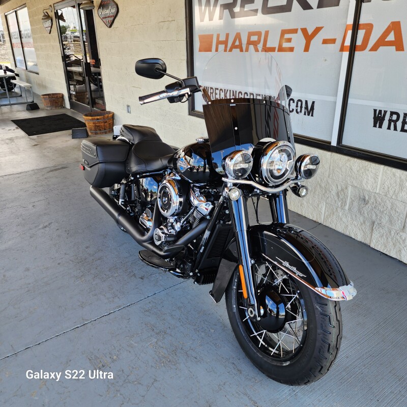 2025 Harley-Davidson Heritage Classic – Timeless Cruiser at $23,349 - Photo 4