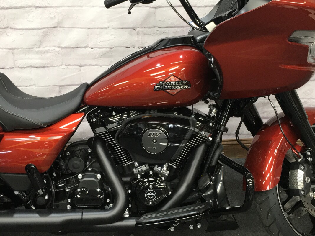 2025 Harley-Davidson Road Glide Whiskey Firestorm - Black Finish FLTRX - Photo 3