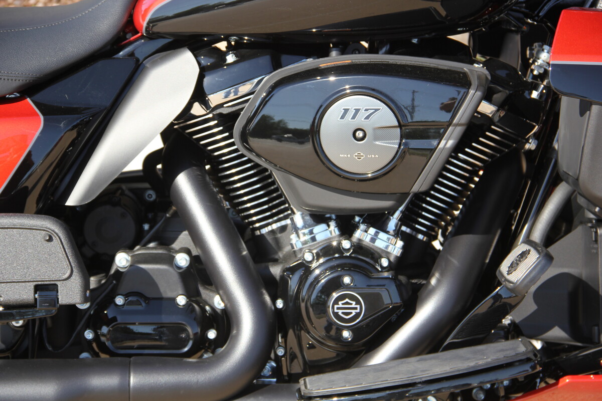 2025 Harley-Davidson Street Glide Ultra - Photo 10