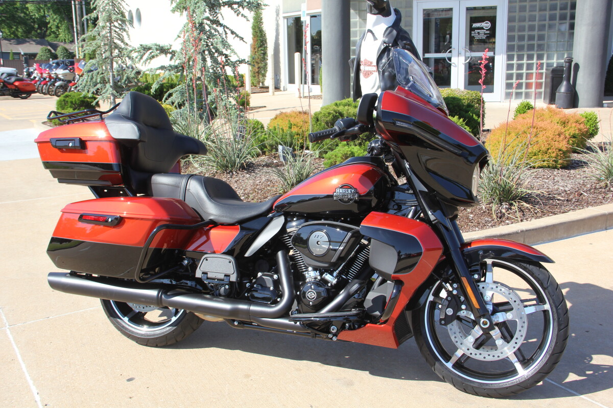 2025 Harley-Davidson Street Glide Ultra - Photo 4