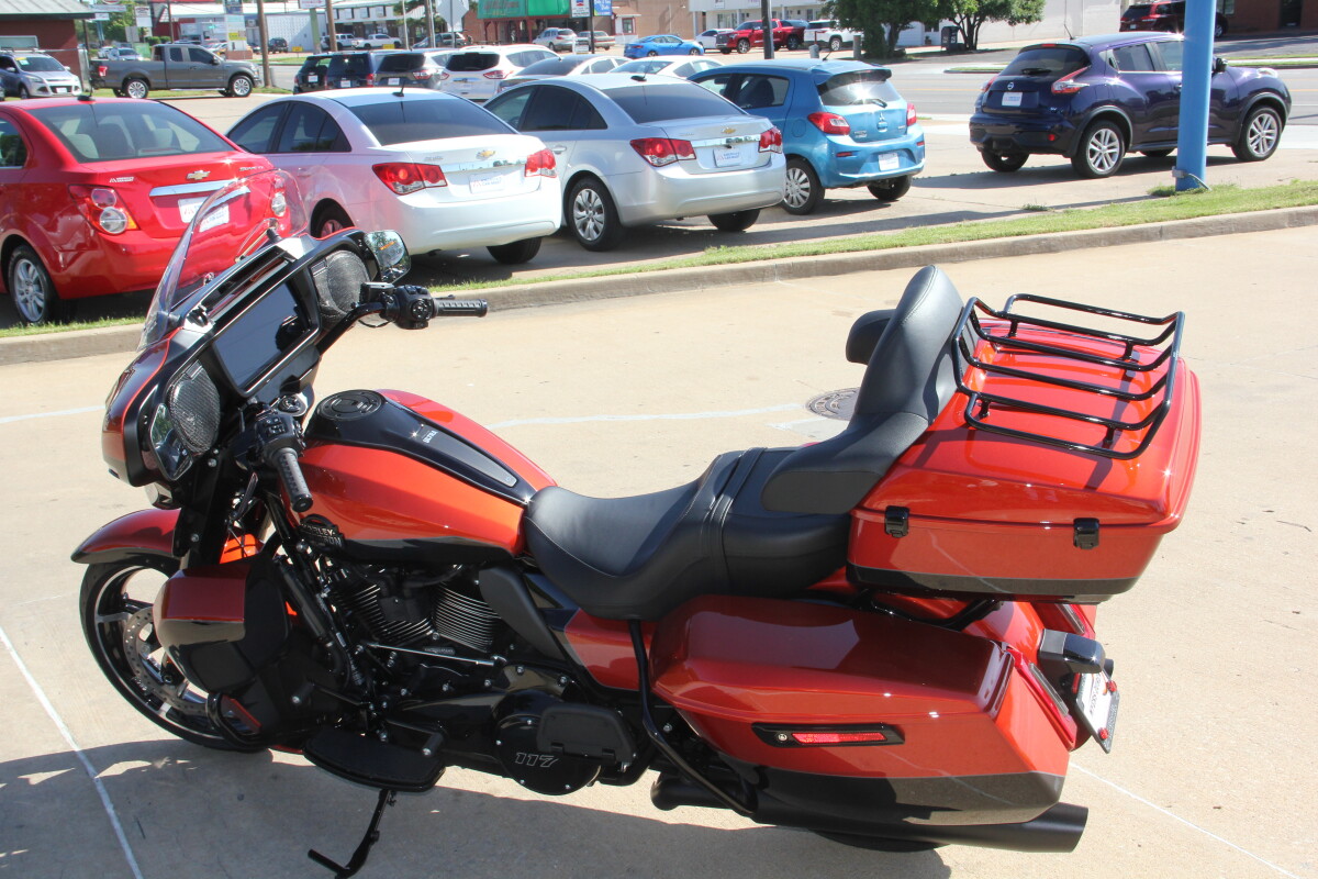 2025 Harley-Davidson Street Glide Ultra - Photo 7