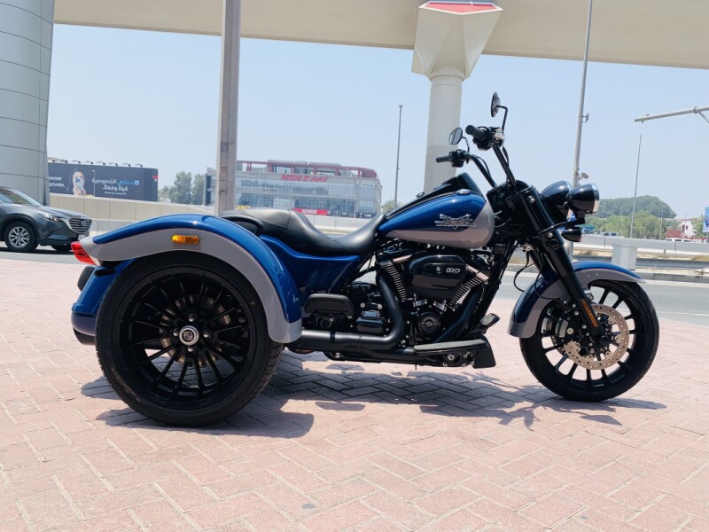 2023 Harley-Davidson® Freewheeler™ Bright Billiard Blue/Billiard Gray