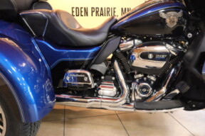 2018 Harley-Davidson HD Touring Trike FLHTCUTG Tri-Glide thumb 2