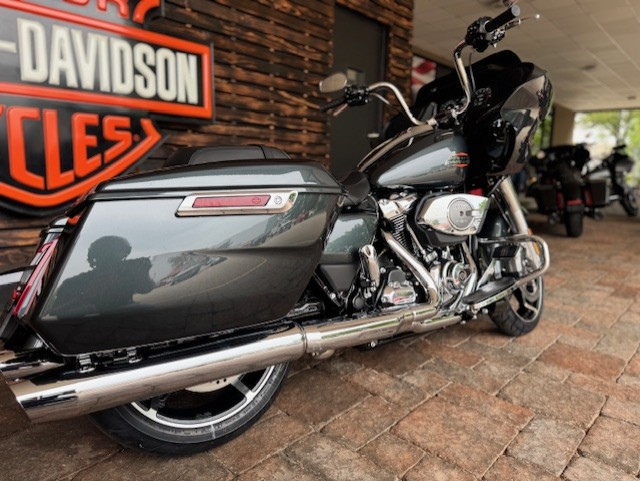 2025 Harley Davidson Road Glide FLTRX - Photo 3