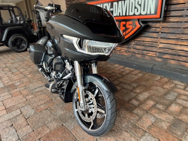 2025 Harley Davidson Road Glide FLTRX - Photo 5