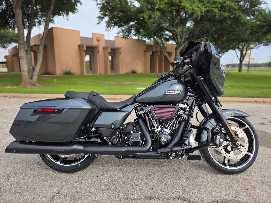 2025 Harley-Davidson Street Glide