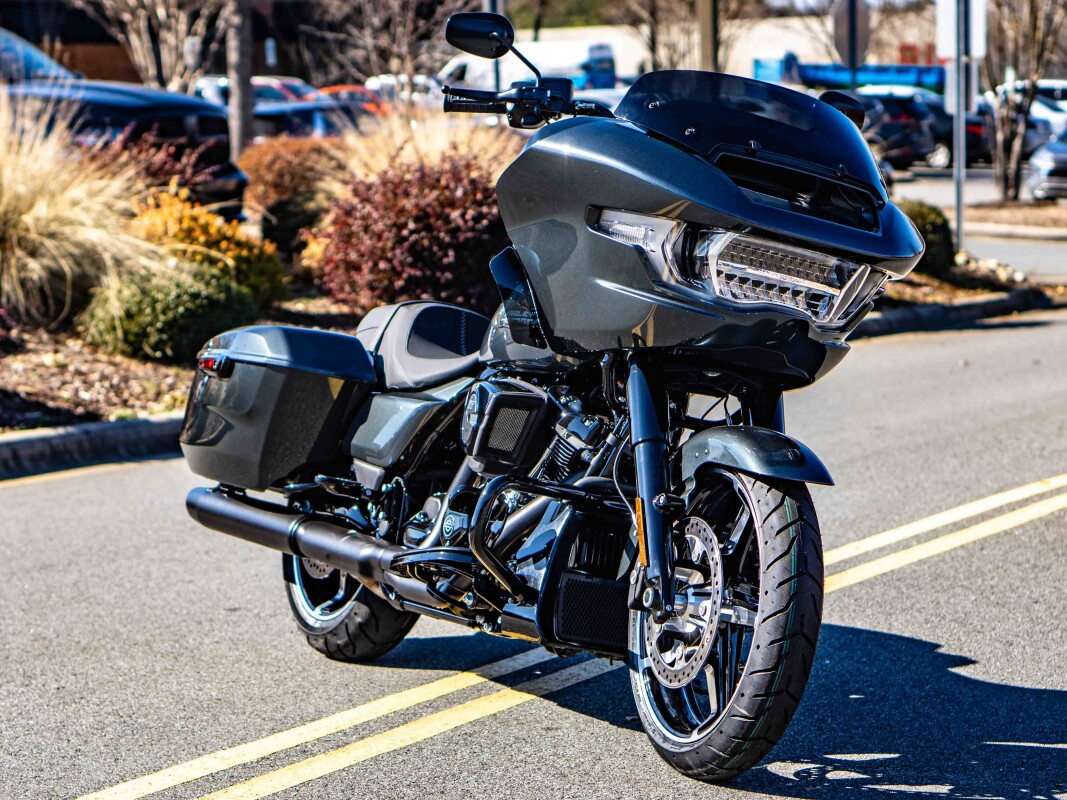 FLTRX 2025 Road Glide - Photo 7