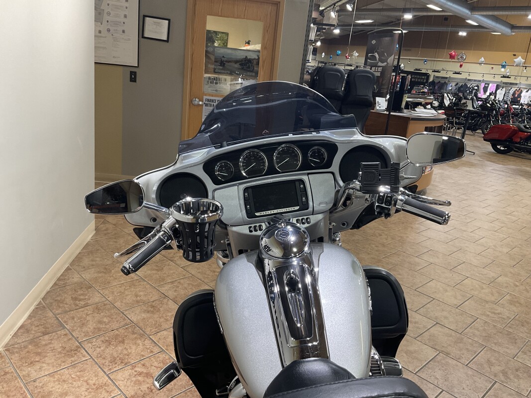 2017 Harley-Davidson - Photo 6