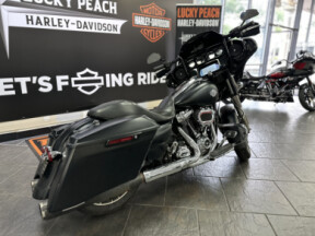 2022 Harley-Davidson<sup>®</sup> Street Glide<sup>®</sup> Special Black Denim thumb 2