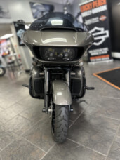 2019 Harley-Davidson<sup>®</sup> Road Glide<sup>®</sup> Industrial Gray thumb 2