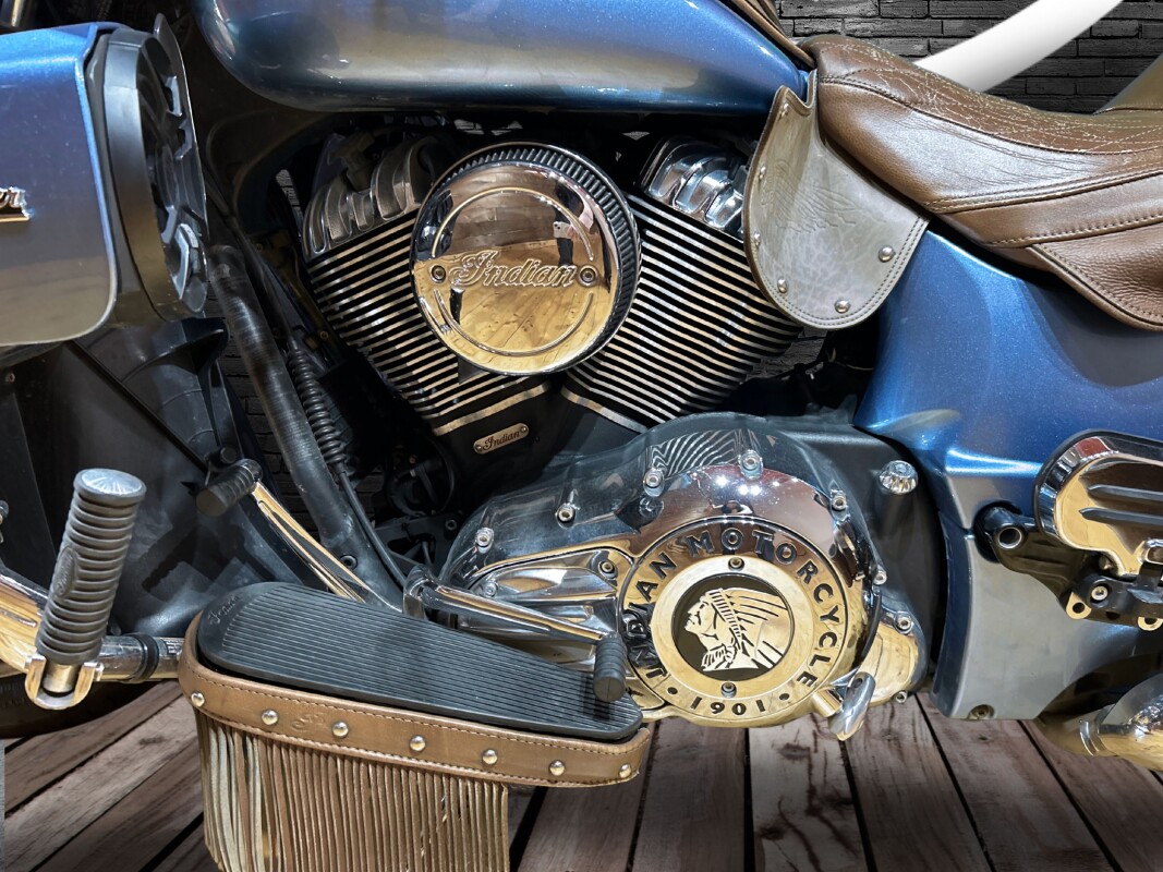2016 Indian Roadmaster Light Blue - Photo 7