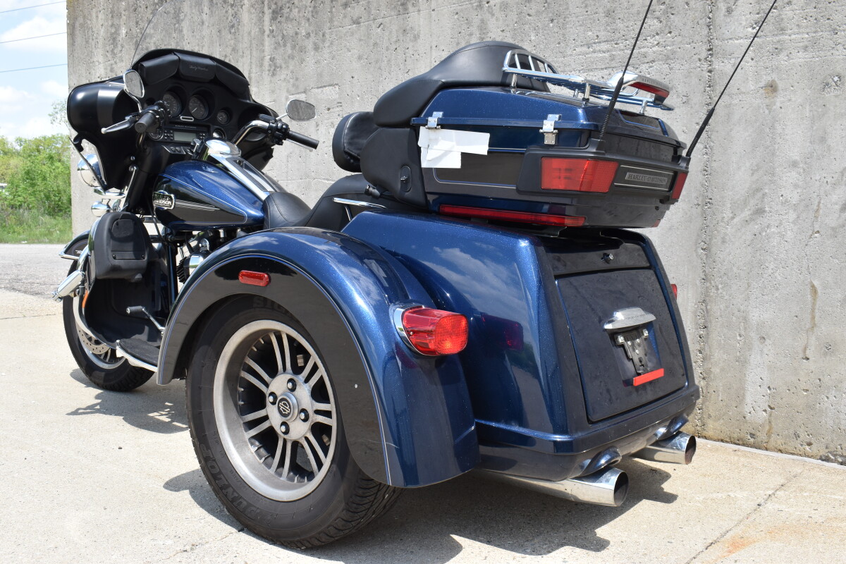 2013 Harley-Davidson Tri Glide Ultra Classic FLHTCUTG - Photo 6