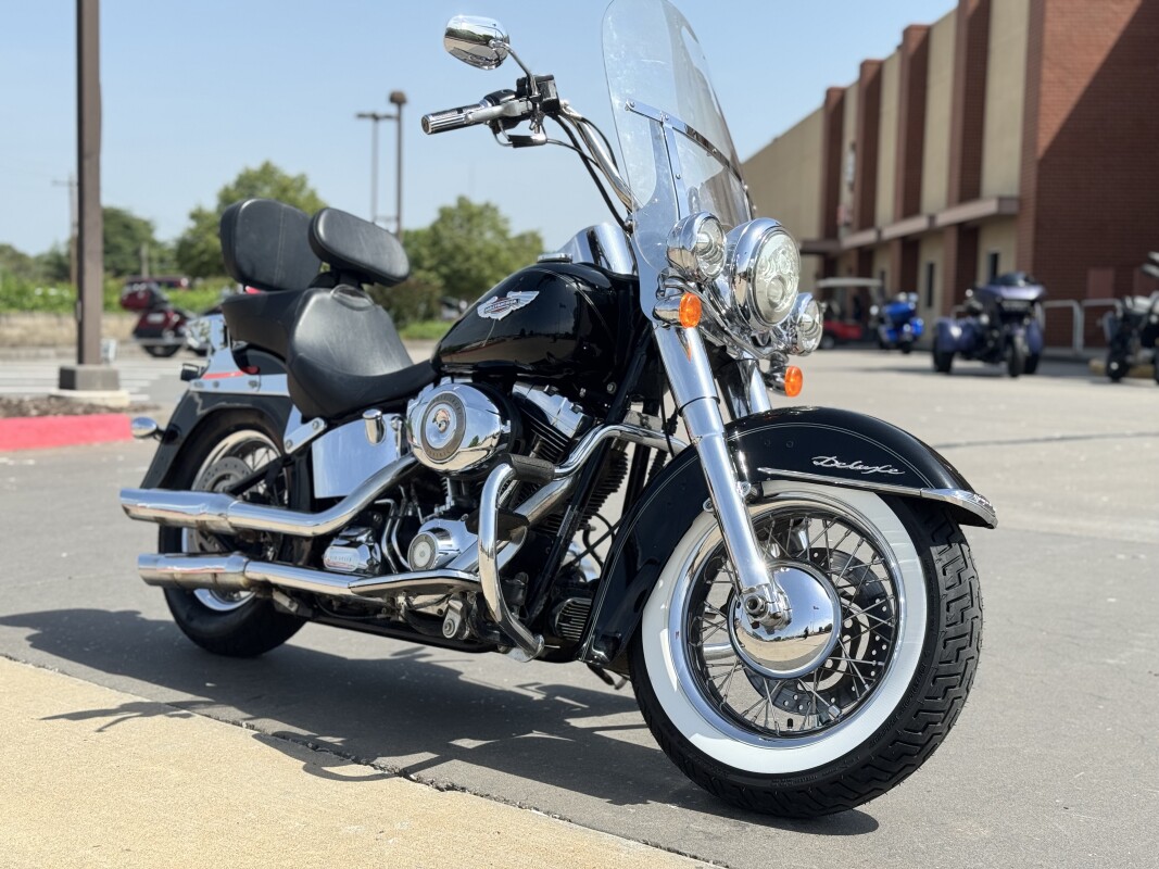 2009 Harley-Davidson Softail Deluxe FLSTN 029102 - Photo 2