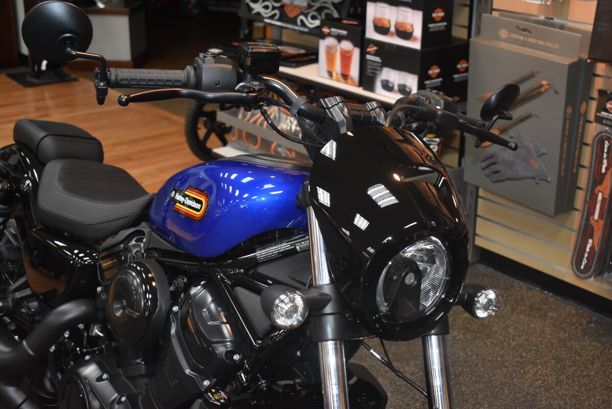 RH975S 2025 Nightster Special - Photo 9