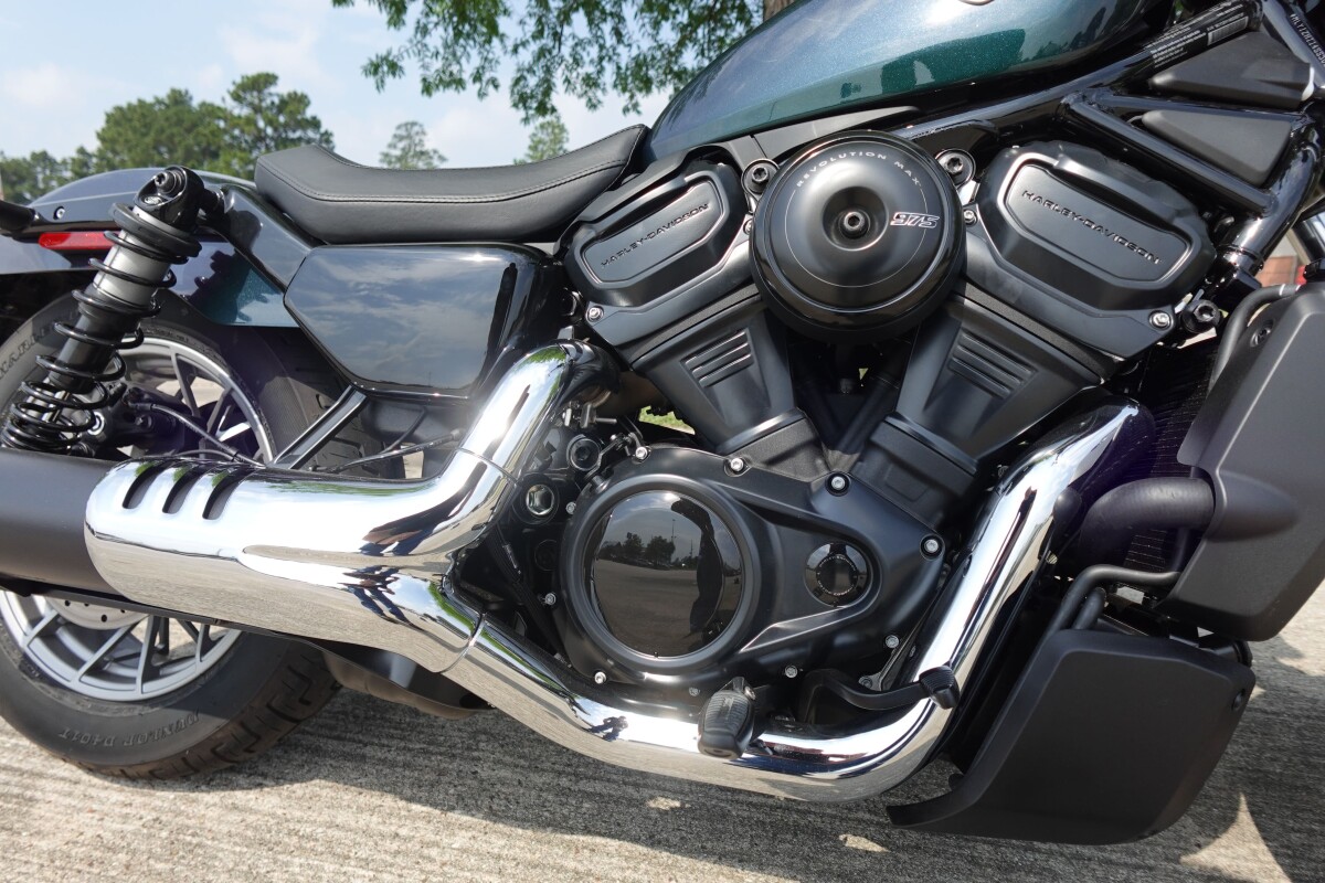 2025 Harley-Davidson Nightster RH975 - Photo 10