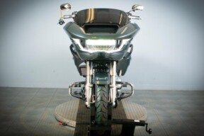 2025 Harley-Davidson® Road Glide™ FLTRX thumb 1