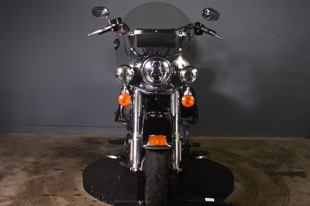 2016 Harley-Davidson Heritage Softail Classic FLSTC - Photo 3