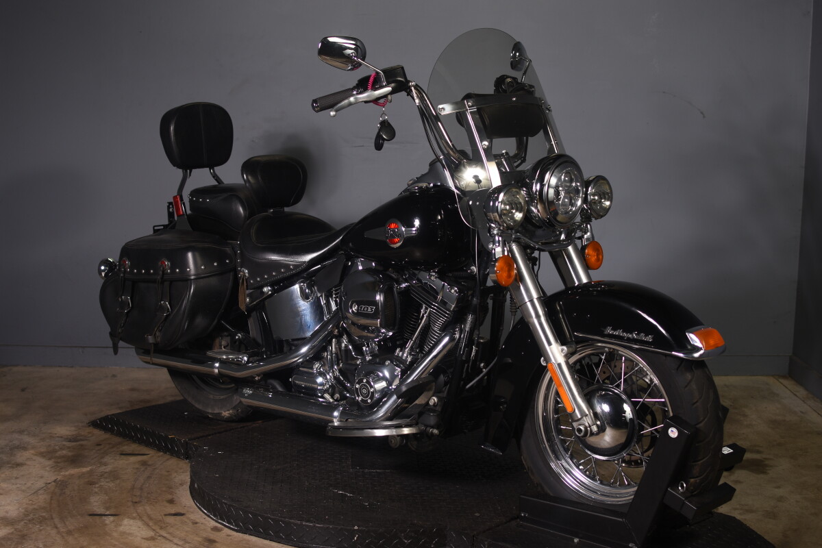 2016 Harley-Davidson Heritage Softail Classic FLSTC - Photo 2