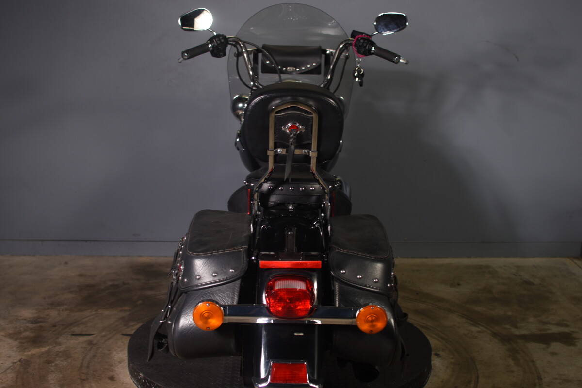 2016 Harley-Davidson Heritage Softail Classic FLSTC - Photo 8