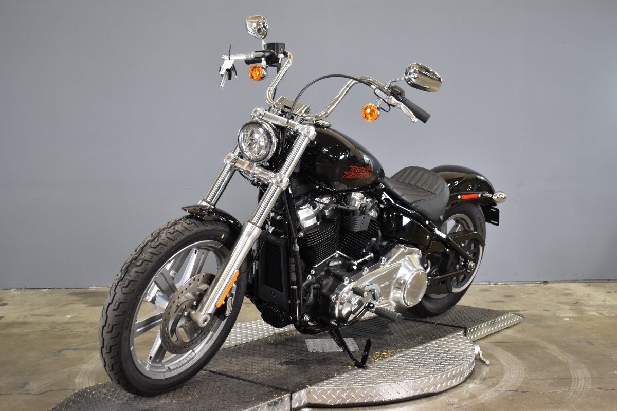 2024 Harley-Davidson Softail Standard FXST - Photo 4