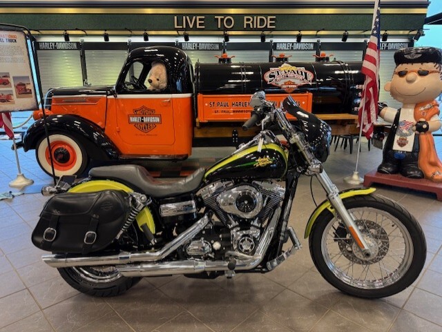 2011 Harley Davidson Dyna Super Glide FXDC