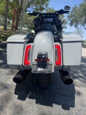 2025 Harley-Davidson<sup>®</sup> Road Glide® thumb 2