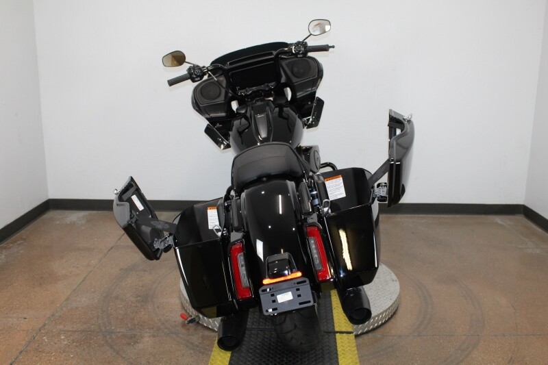 Harley-Davidson Road Glide 2025 FLTRX 84593482 VIVID BLACK - Photo 9