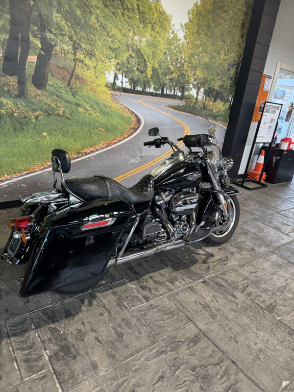 2017 Harley-Davidson® Road King®, photo 24