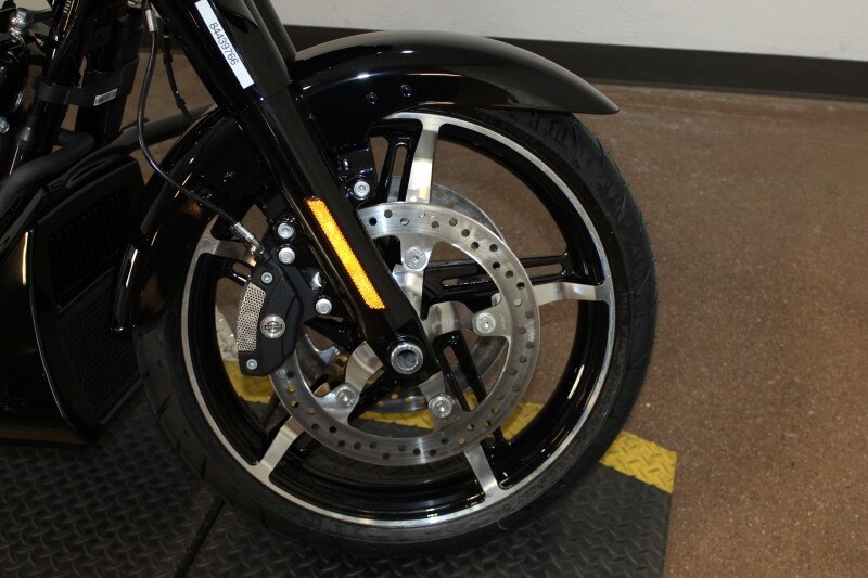 Harley-Davidson Street Glide 2025 FLHX 84593477 VIVID BLACK - Photo 10