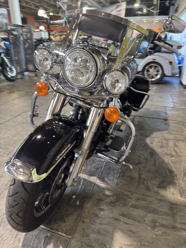 2017 Harley-Davidson® Road King®, photo 9