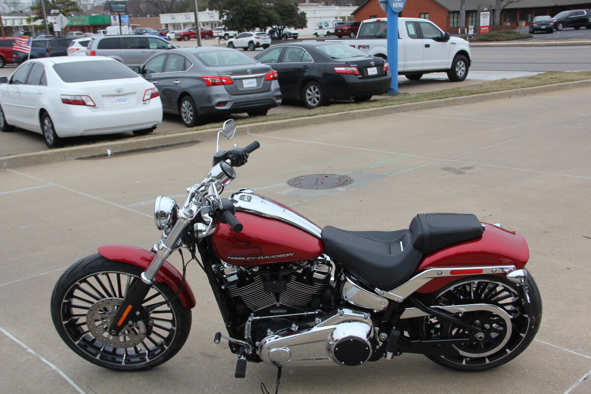 2025 Harley-Davidson Breakout - Photo 3