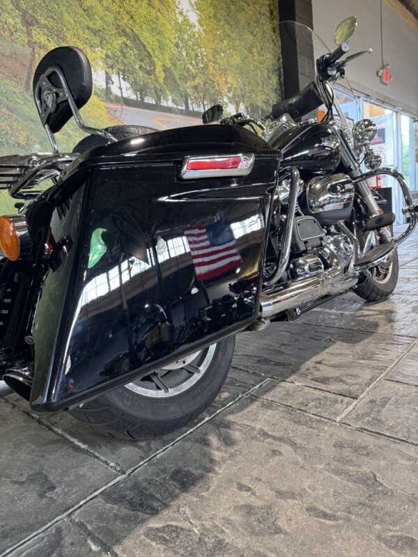 2017 Harley-Davidson® Road King®, photo 23