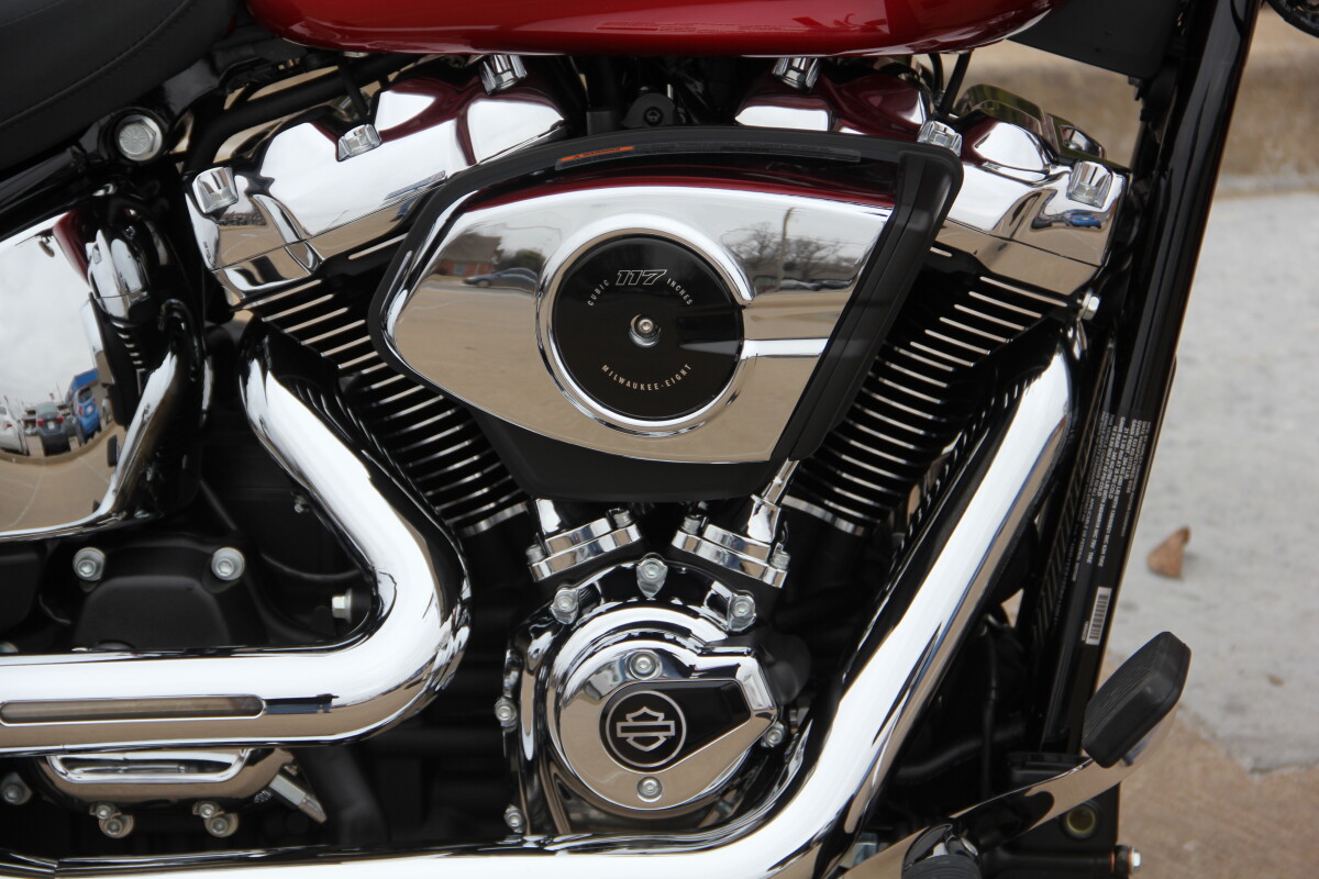 2025 Harley-Davidson Breakout - Photo 10