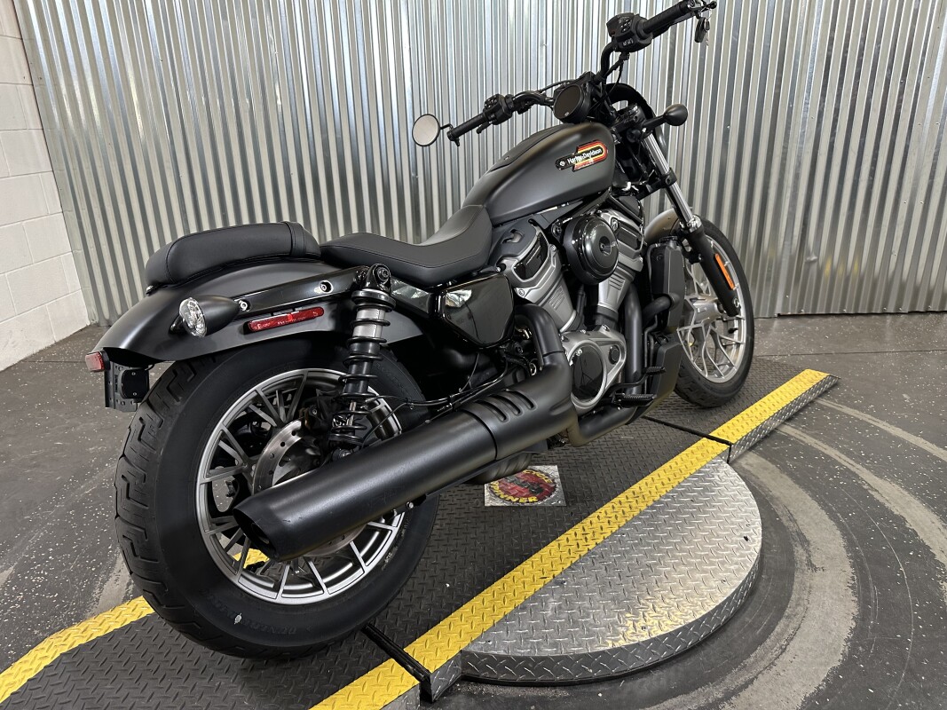 2024 Harley-Davidson Nightster Special Black Denim - Photo 8