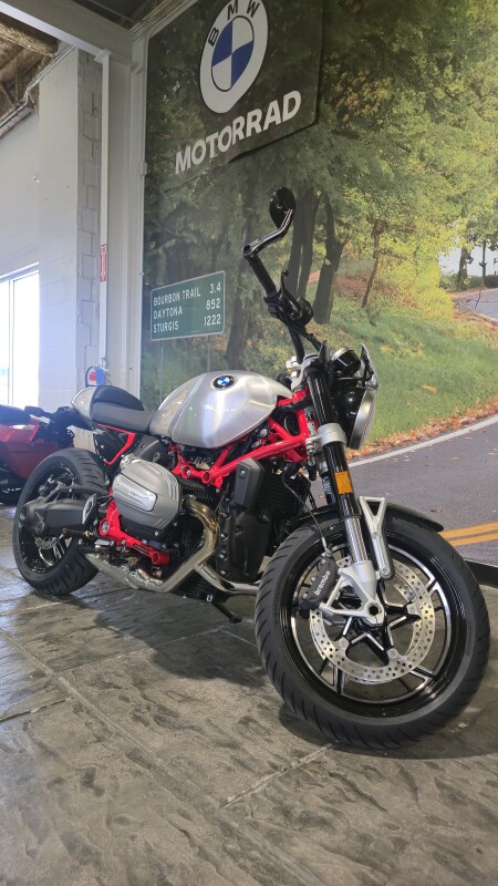 2025 BMW Motorrad R 12 nineT - Option 719, photo 24
