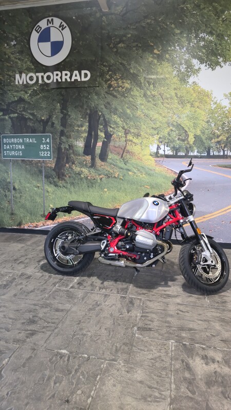 2025 BMW Motorrad R 12 nineT - Option 719