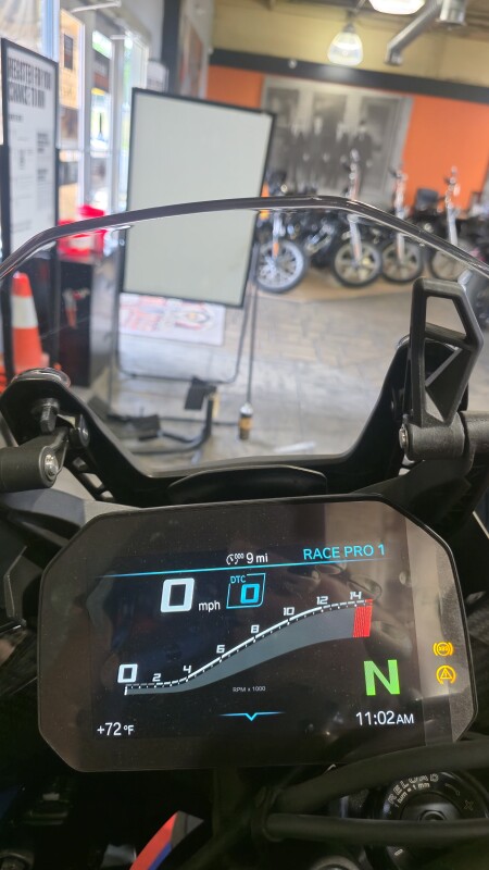 2025 BMW Motorrad M 1000 XR | $1,500 Cash Rebate, photo 14