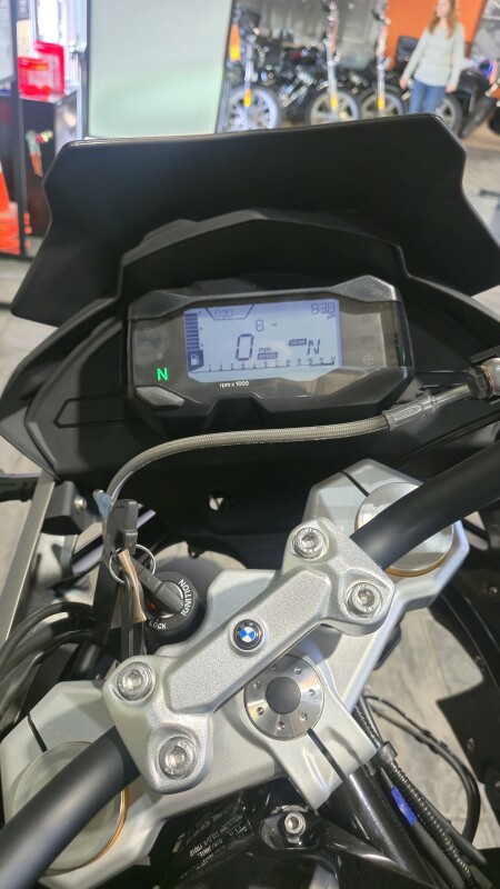 2024 BMW G 310 GS - Photo 8