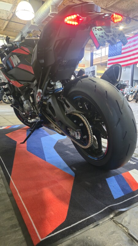 2025 BMW Motorrad M 1000 XR | $1,500 Cash Rebate, photo 17