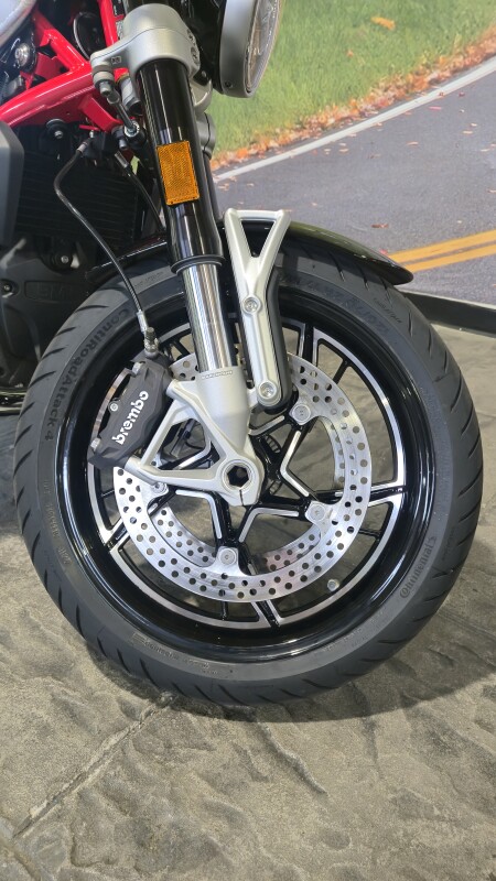 2025 BMW Motorrad R 12 nineT - Option 719 - Photo 4