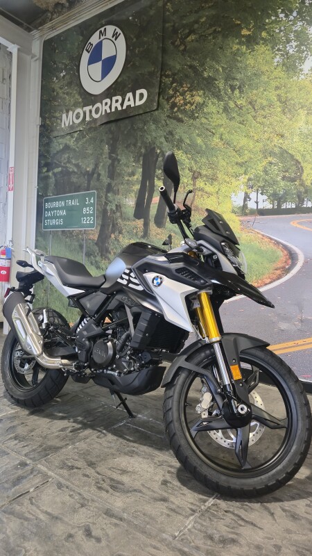 2024 BMW G 310 GS - Photo 2