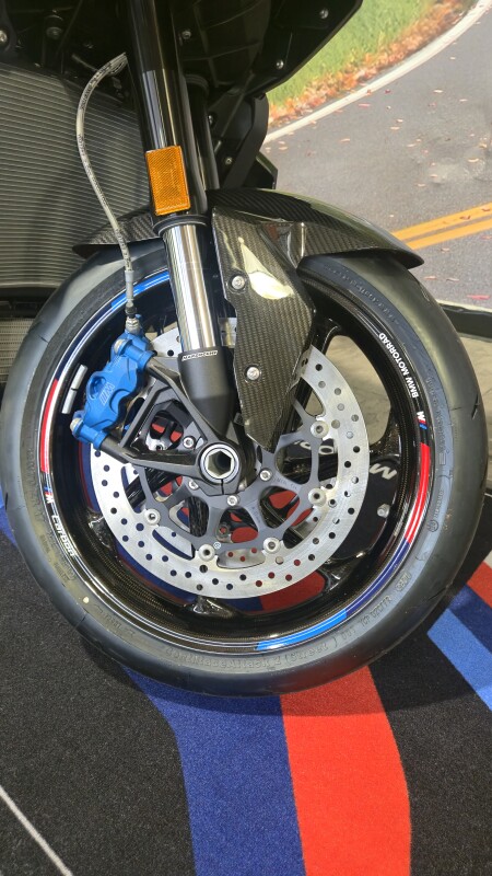 2025 BMW Motorrad M 1000 XR - Photo 3