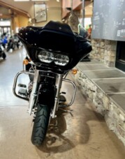 2023 FLTRX - Road Glide thumb 2