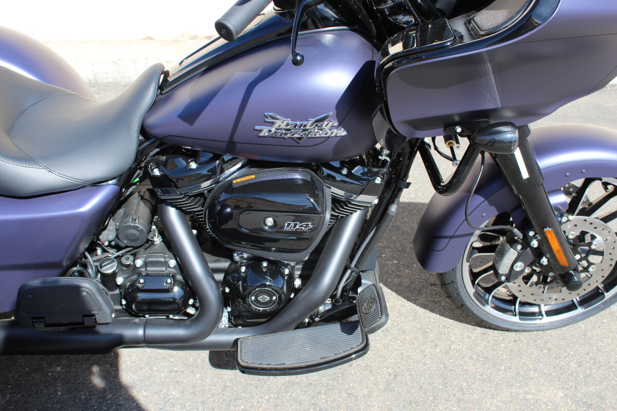 Harley-Davidson Road Glide 3 2025 FLTRT 84589394 PRPL ABYSS DNM W/ PINSTRIPE - Photo 3