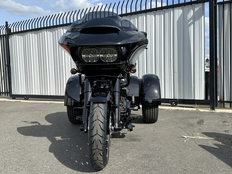 Harley-Davidson Road Glide 3 2024 FLTRT 84379161DT VIVID BLACK W/ PINSTRIPE - Photo 5