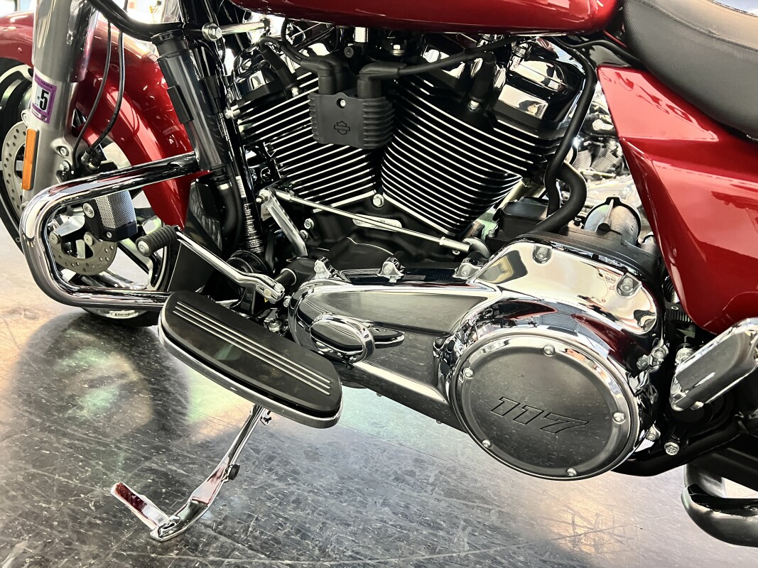 2025 Harley-Davidson Road Glide Brilliant Red FLTRX - Photo 7
