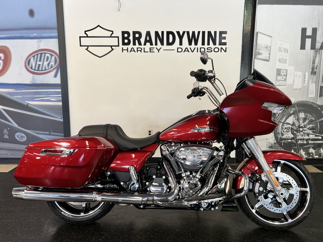 2025 Harley-Davidson Road Glide Brilliant Red FLTRX