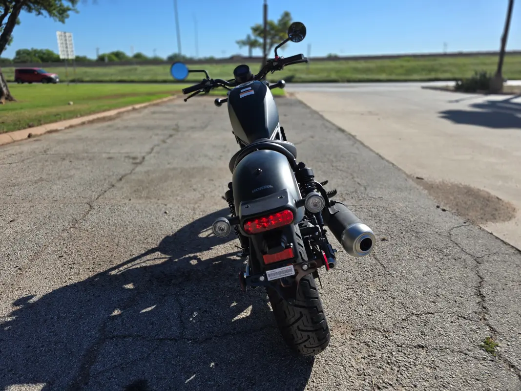 2025 Honda Rebel 300 - Photo 6