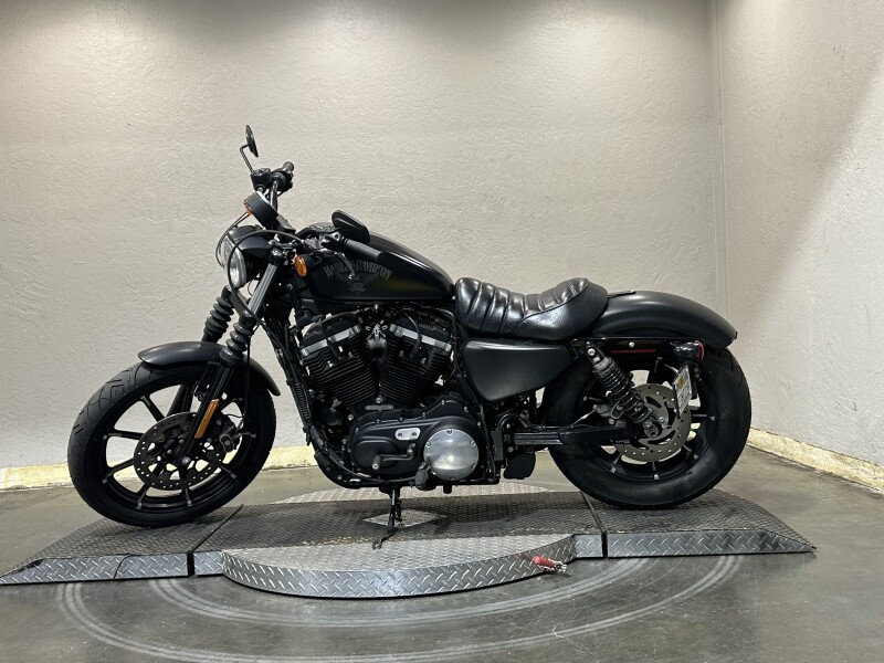 Harley-Davidson Iron 883 2017 XL 883N 437753A BLACK DENIM - Photo 5